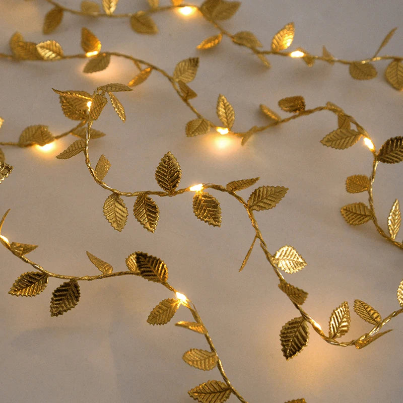 2M 20LED Golden Leaves Fairy Lights - Wedding & Party Decoration